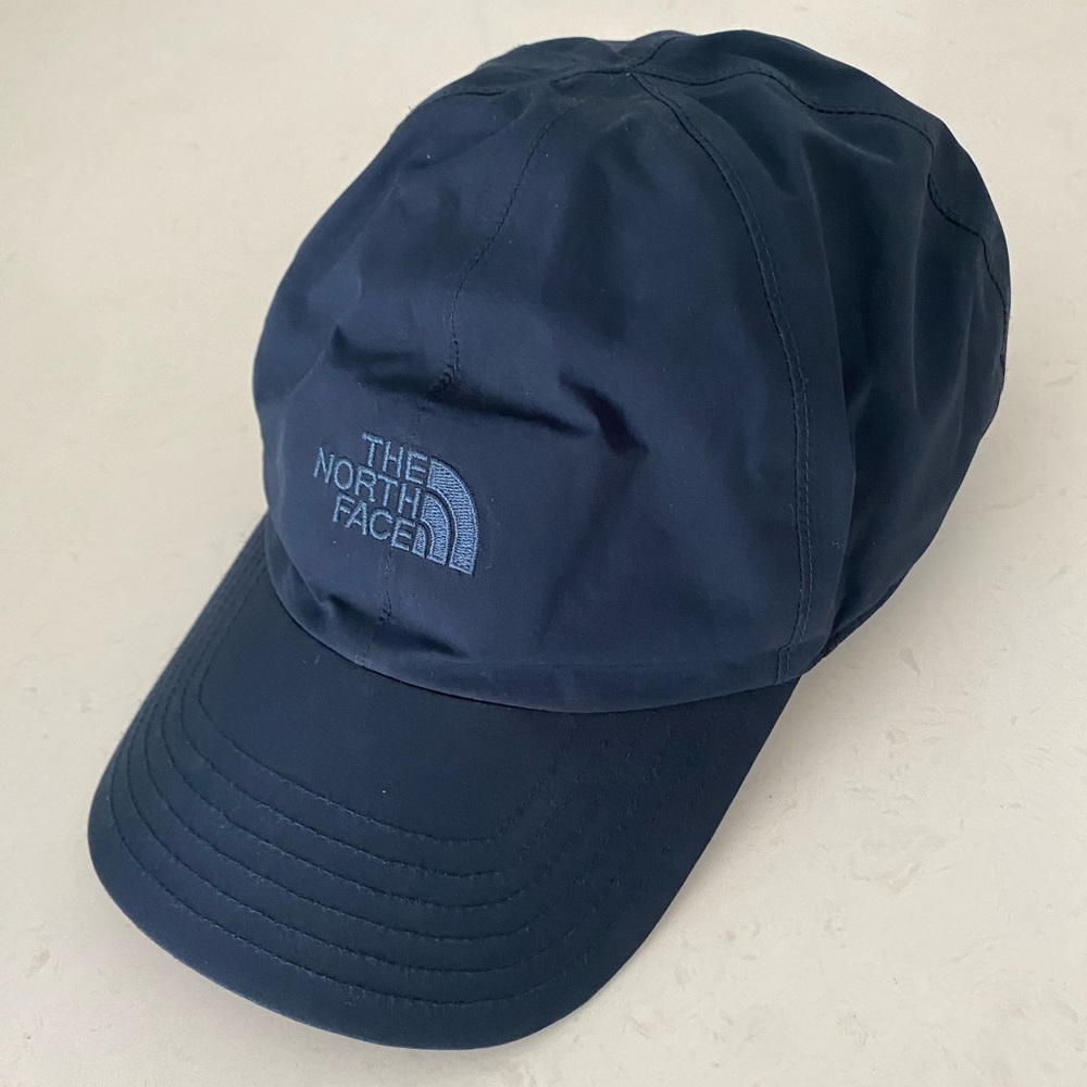The North Face hat